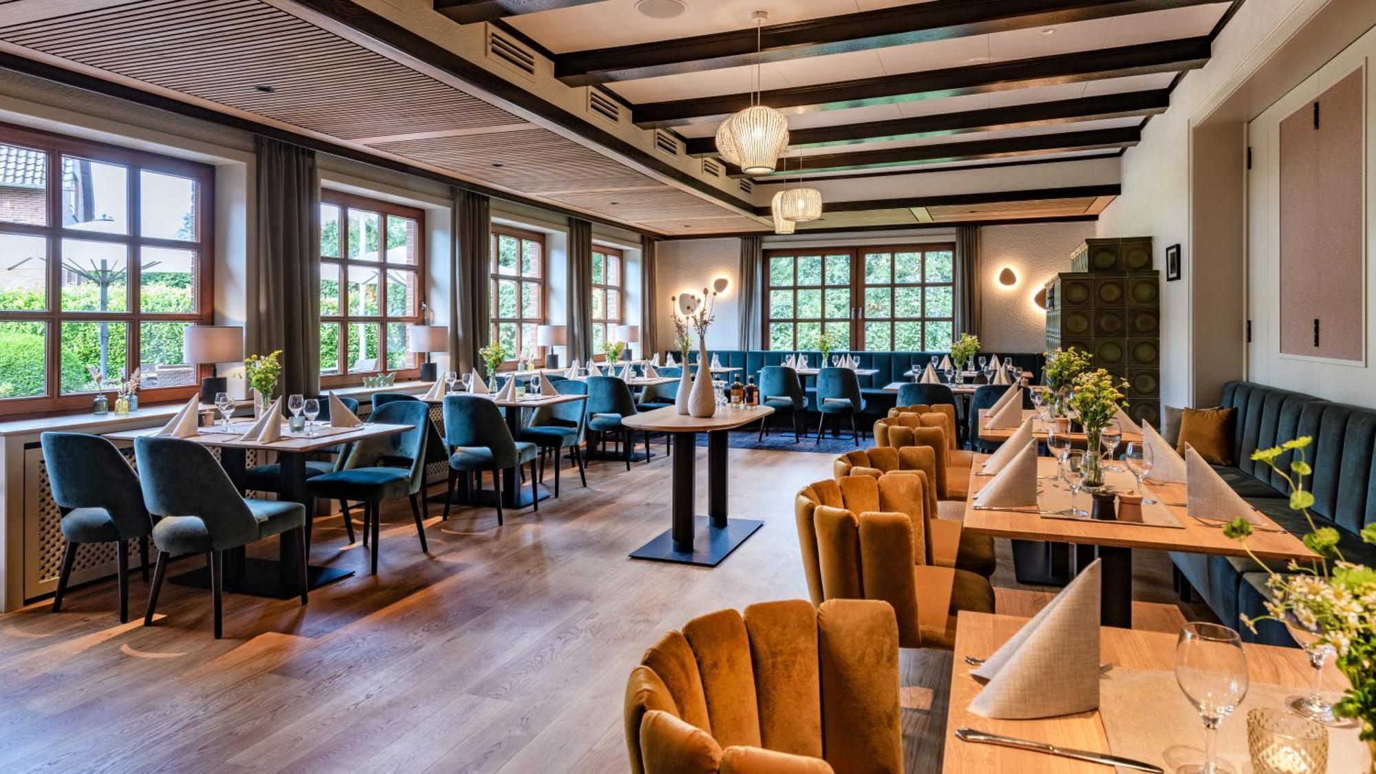 Landhotel Zur Eiche Букстехуде Экстерьер фото